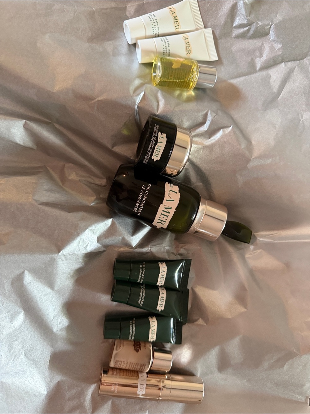 La Mer The Concentrate Serum - and tons of travel size products!